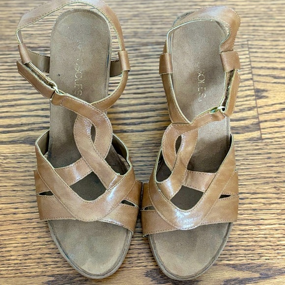 Aerosoles wedge sandals - Picture 2 of 5
